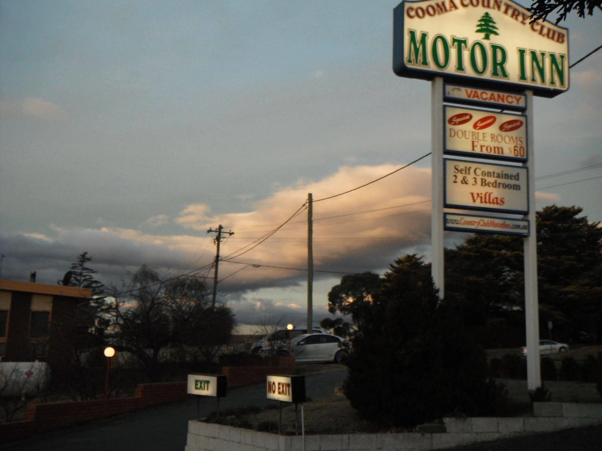 Coomacountry Club Motor Inn Extérieur photo